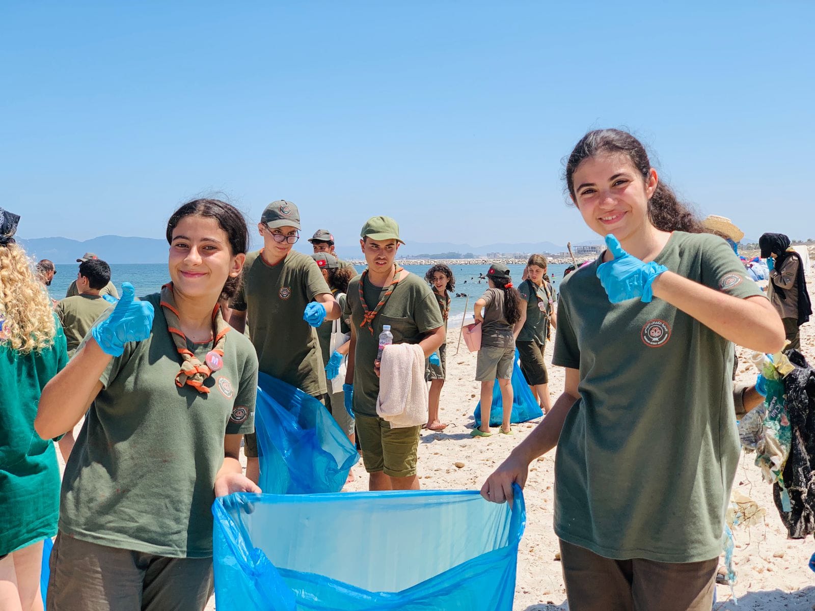 Initiative « Adopt a Beach » pour lutter contre la pollution plastique en Tunisie.